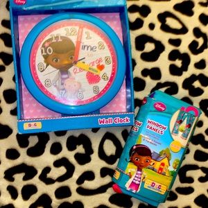 Doc McStuffins wall clock and curtains